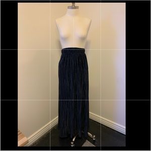 navy blue high waisted skirt